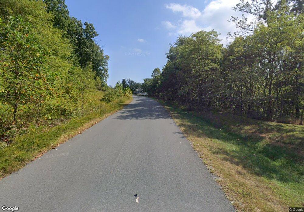 Round Knoll Ct, Round Hill, VA 20141 - photo 1