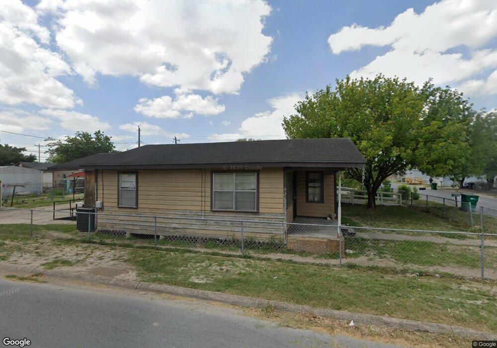 708 E San Antonio Ave, Pharr, TX 78577 - photo 1