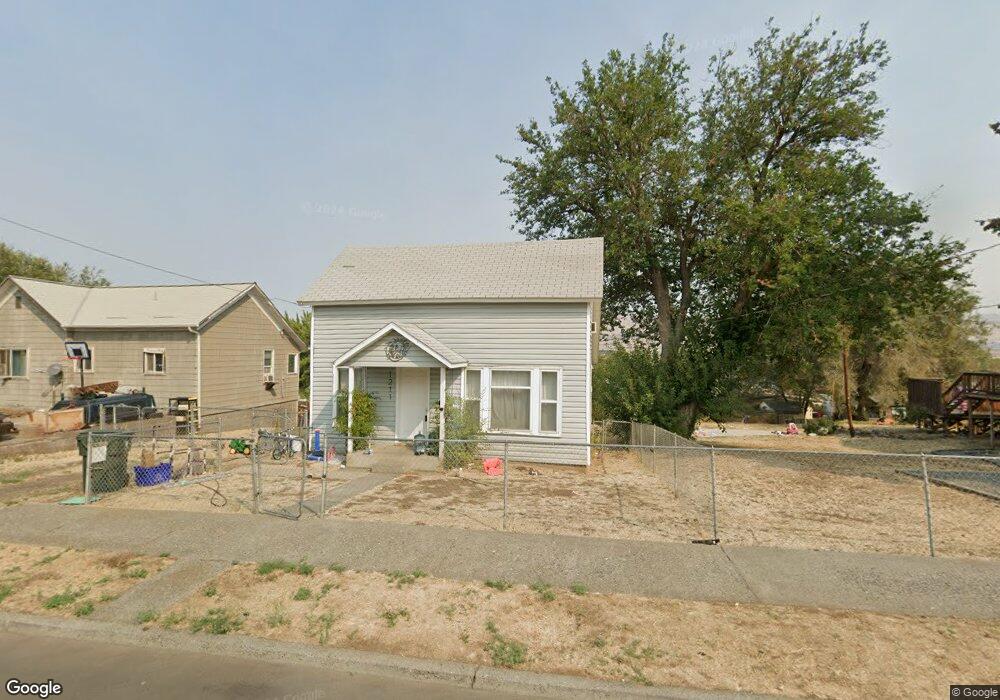 1211 E 11th St, the Dalles, OR 97058 - photo 1