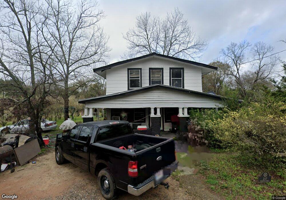 237 Thompson St, Cochran, GA 31014 - photo 1