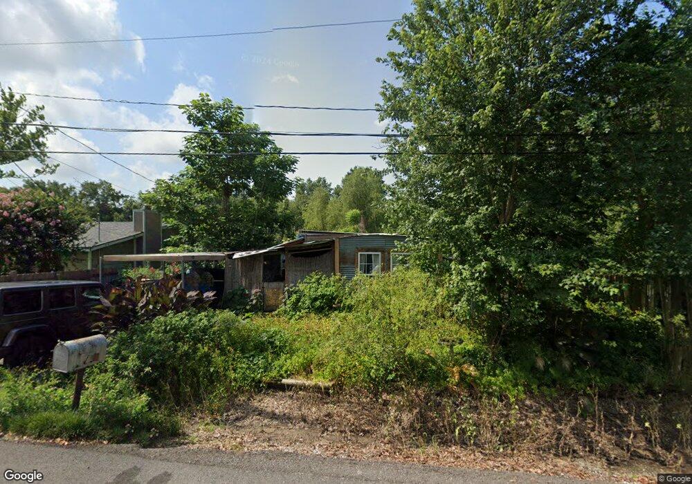 127 Cobb Rd, Lake Charles, LA 70607 - photo 1