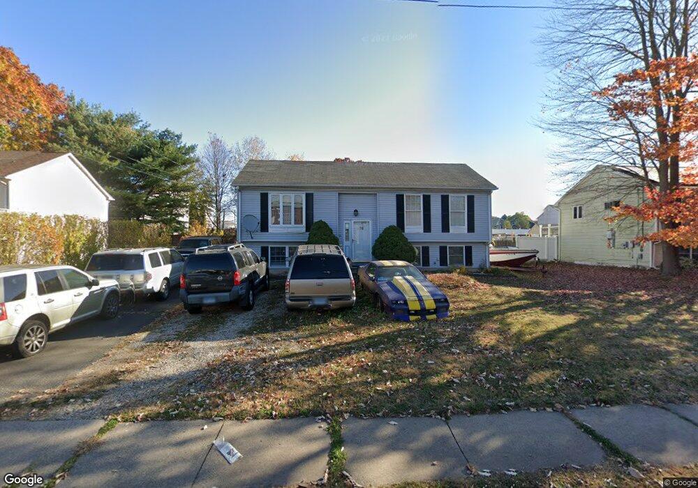 76 Stonegate Rd, New Britain, CT 06053 - photo 1