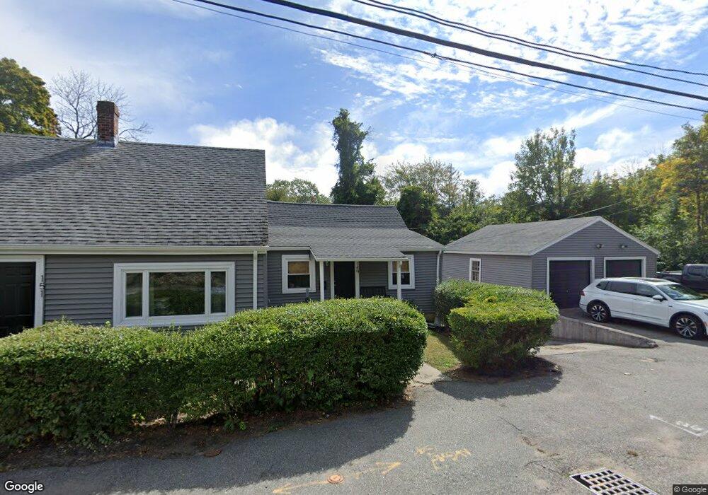 151 Hull St unit 1, Hingham, MA 02043 - photo 1