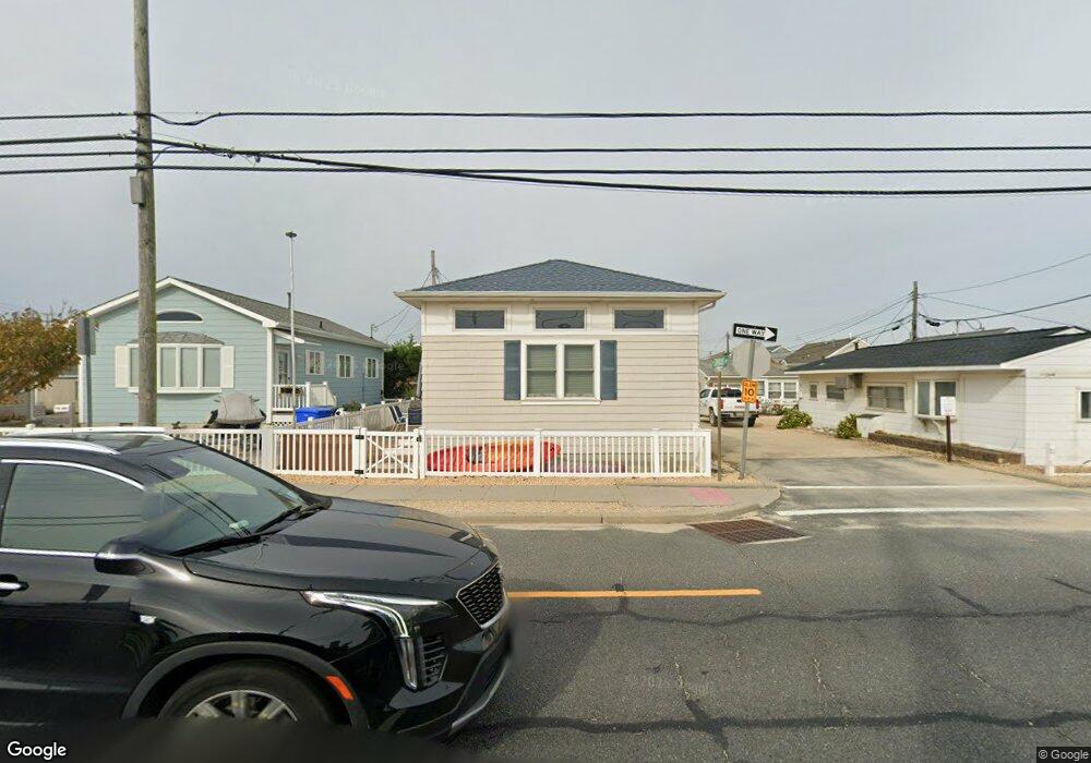 108 W Kingfisher Way, Lavallette, NJ 08735 - photo 1