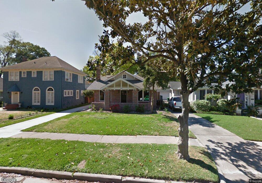 1643 Colquitt St, Houston, TX 77006 - photo 1