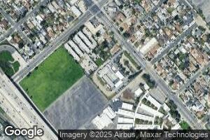 9989 Laurel Canyon Blvd, Los Angeles, CA 91331