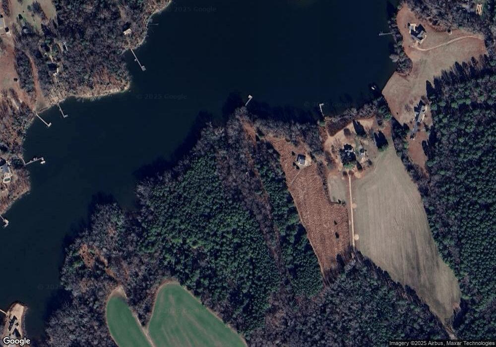 1441 Mundy Point Rd, Callao, VA 22435 - photo 1