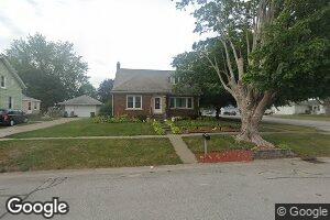 310 3rd St, Durant, IA 52747