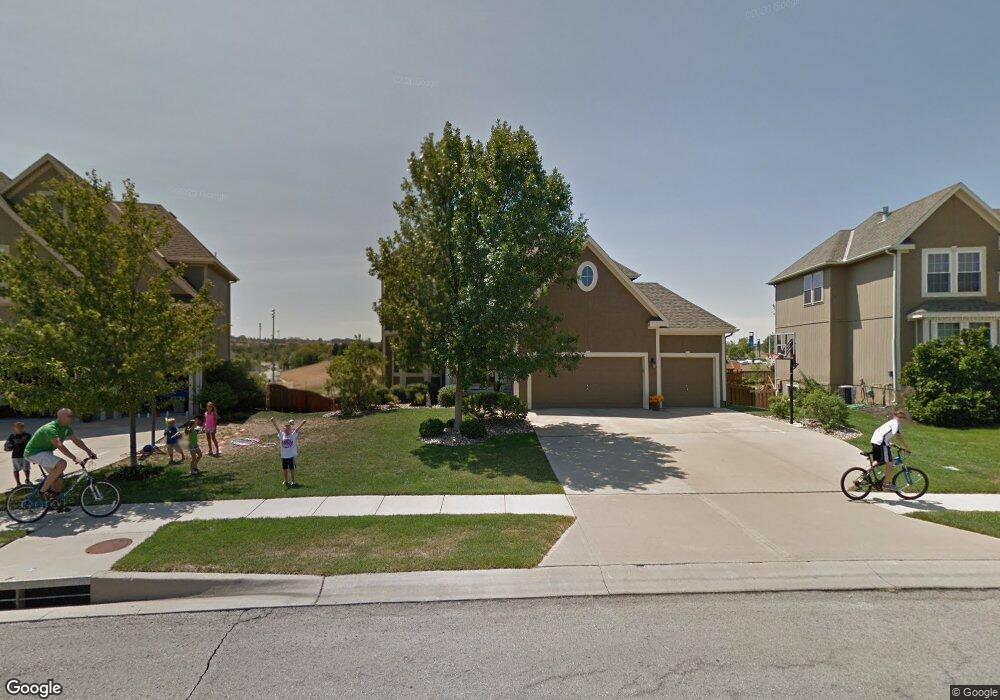 22207 W 59th St, Shawnee, KS 66226 - photo 1