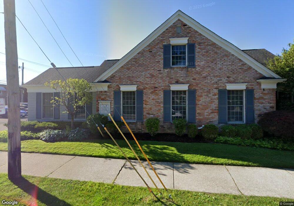 724 Notre Dame St, Grosse Pointe, MI 48230 - photo 1