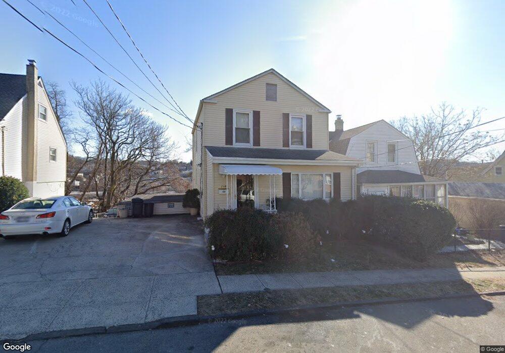 238 Woodland Ave, Yonkers, NY 10703 - photo 1