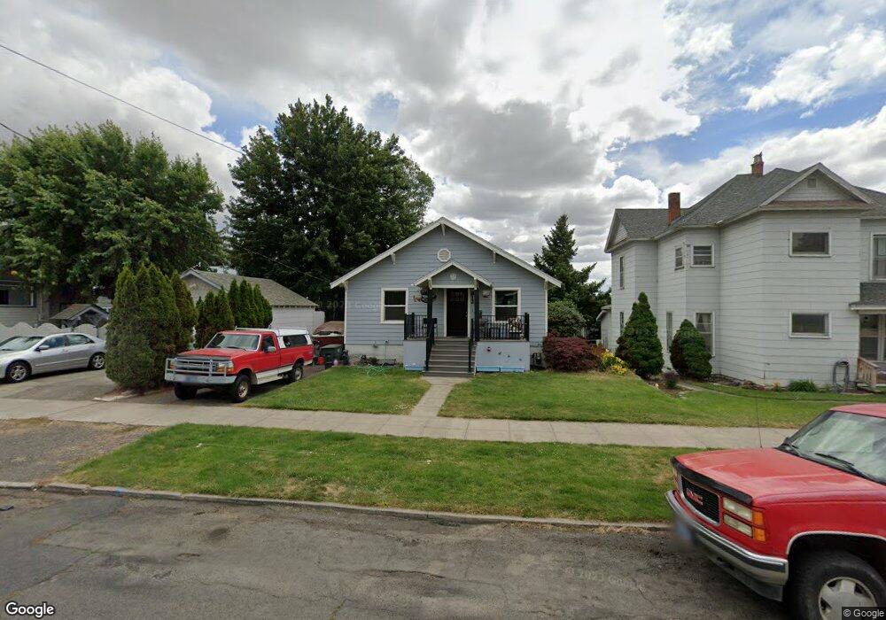 812 NW Carden Ave, Pendleton, OR 97801 - photo 1