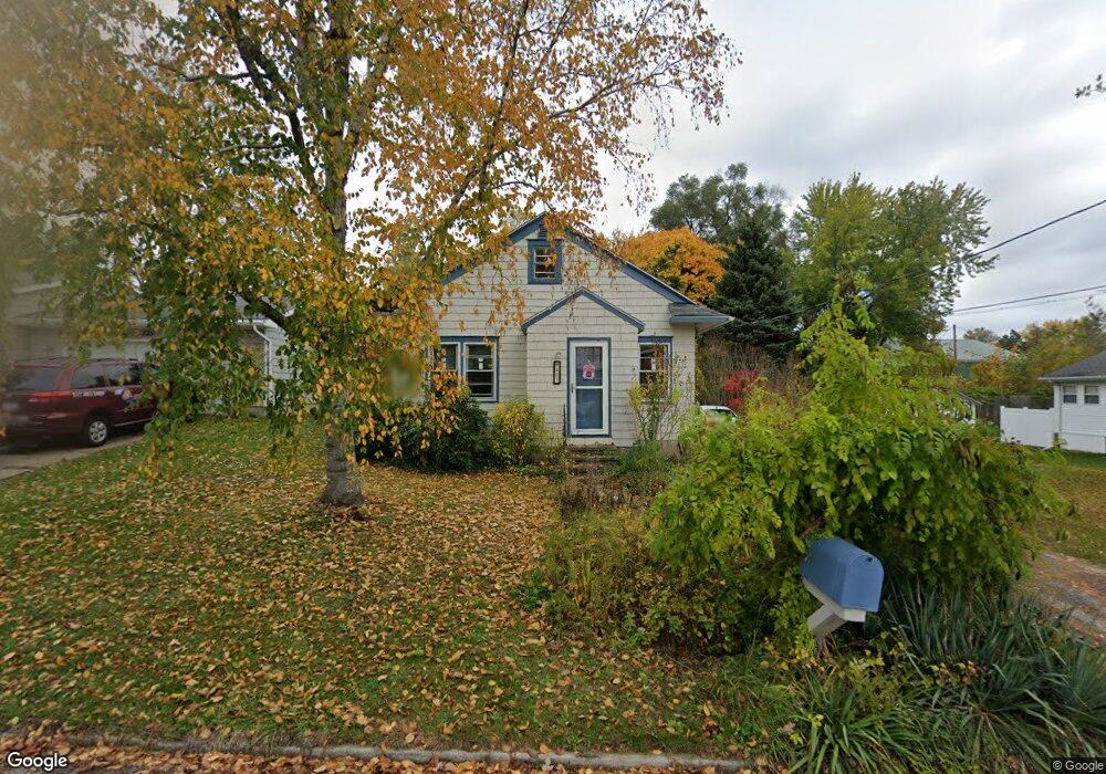 401 Crest St, Lansing, MI 48910 - photo 1