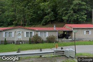 16 Endicott Ln, Delbarton, WV 25670