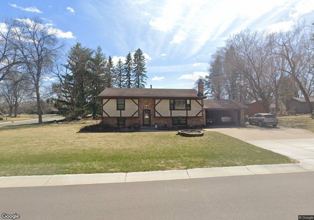 11501 65th Place N, Maple Grove, MN 55369 - photo 1