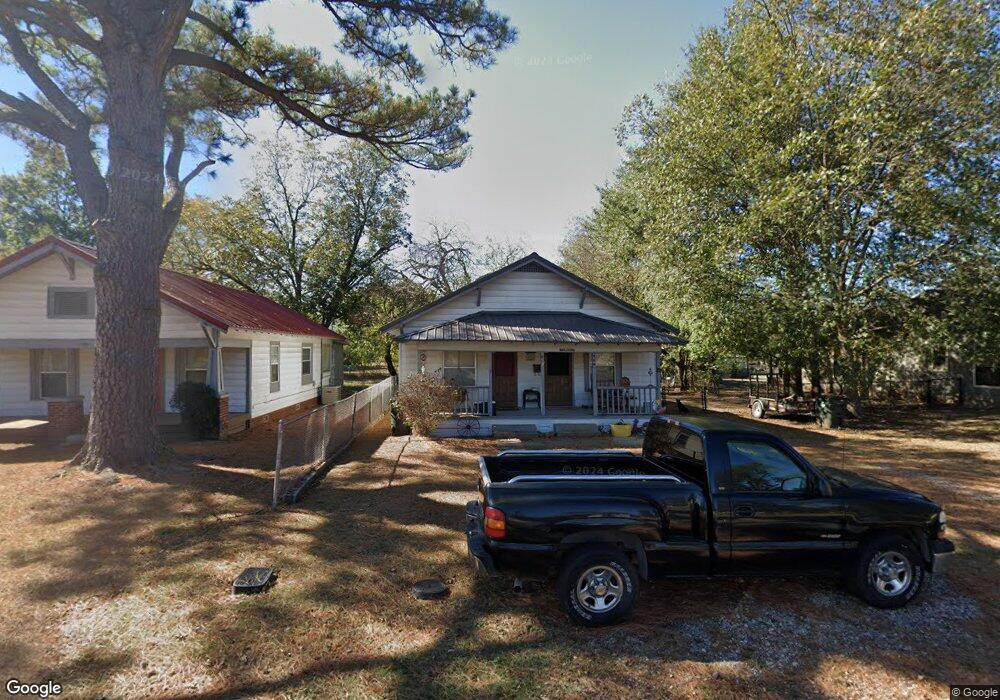 710 N Bryan St, Okmulgee, OK 74447 - photo 1