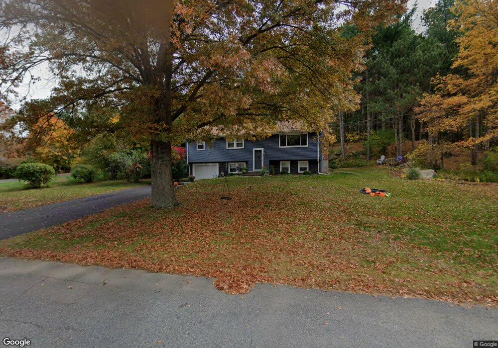 10 Rockpoint Rd, Southborough, MA 01772 - photo 1