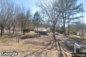 665 Bensontown Dr, Savannah, TN 38372