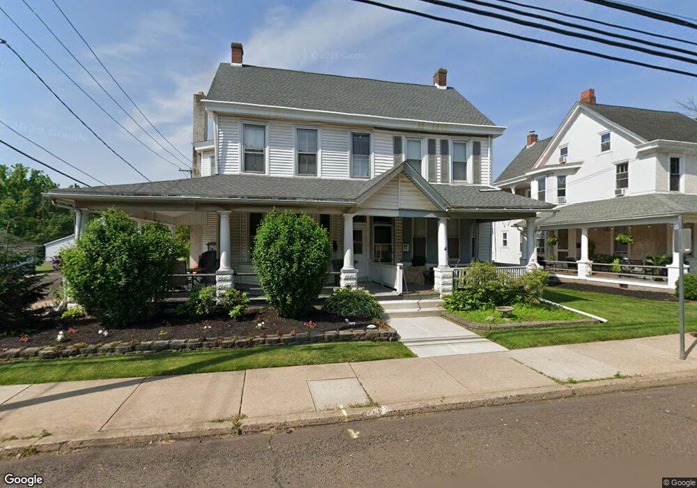 450 E Walnut St, Perkasie, PA 18944 - photo 1