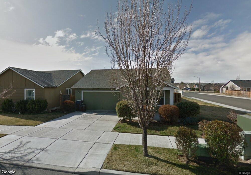 3246 SW Indian Place, Redmond, OR 97756 - photo 1