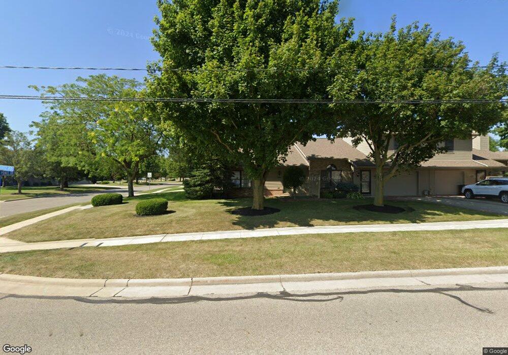 332 W Lutz Rd, Archbold, OH 43502 - photo 1