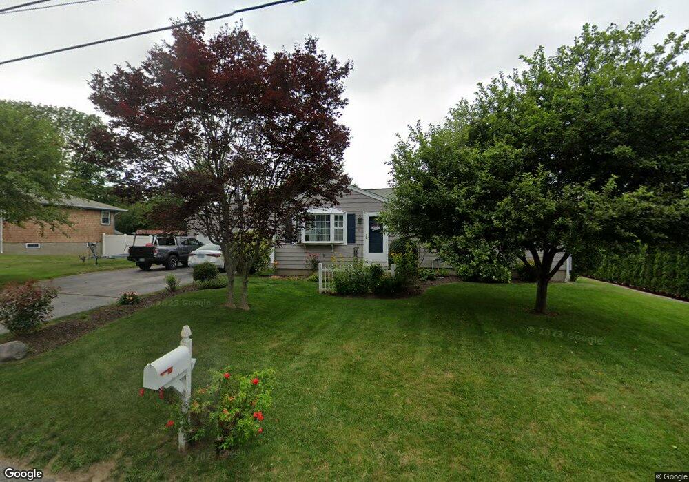 10 Almeida Dr, Warren, RI 02885 - photo 1