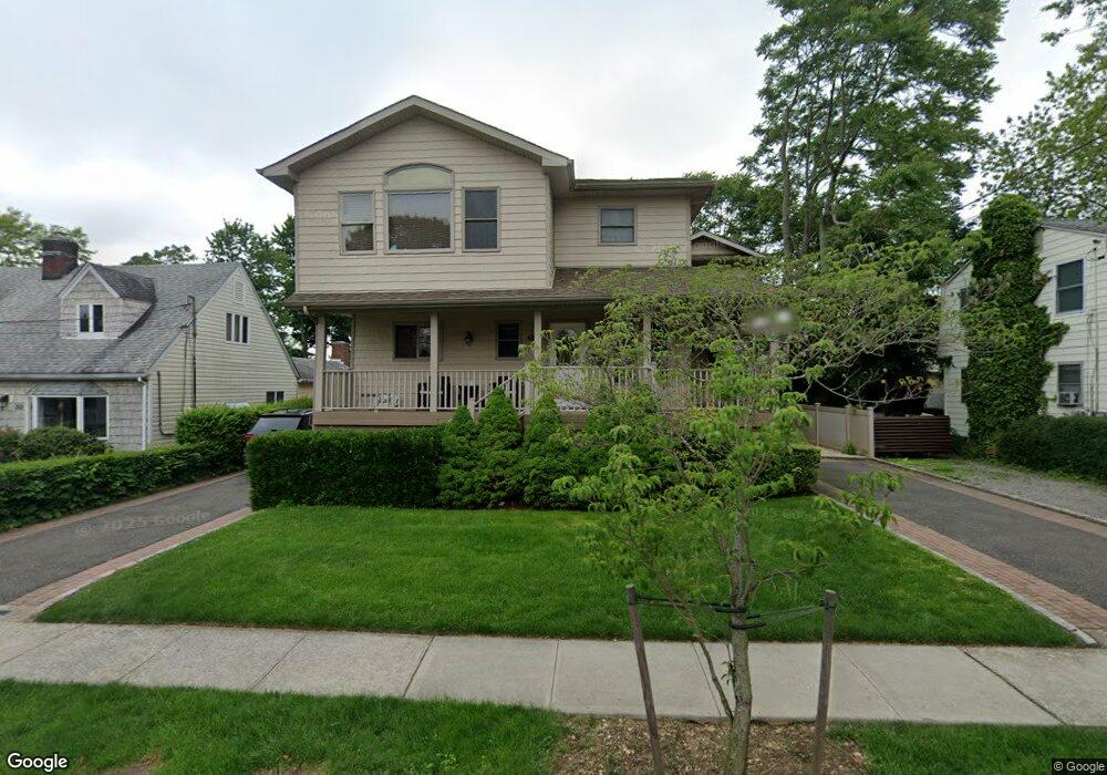 57 Edgewood Rd unit B, Port Washington, NY 11050 - photo 1