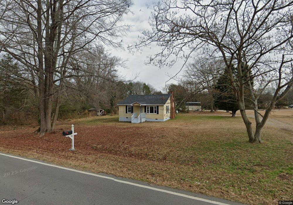 1219 Edwards St, Weldon, NC 27890 - photo 1