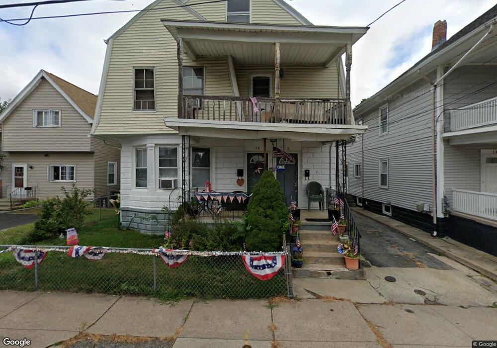 14 Sanford St, Pawtucket, RI 02860 - photo 1