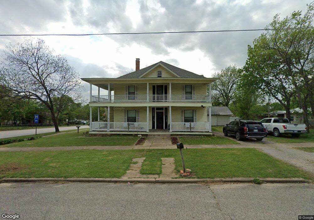 1302 Division St, Sulphur, OK 73086 - photo 1