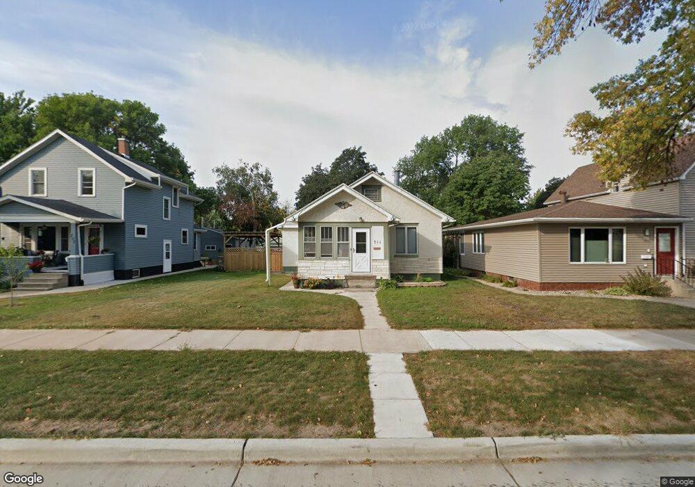 715 N Jefferson St, New Ulm, MN 56073 - photo 1