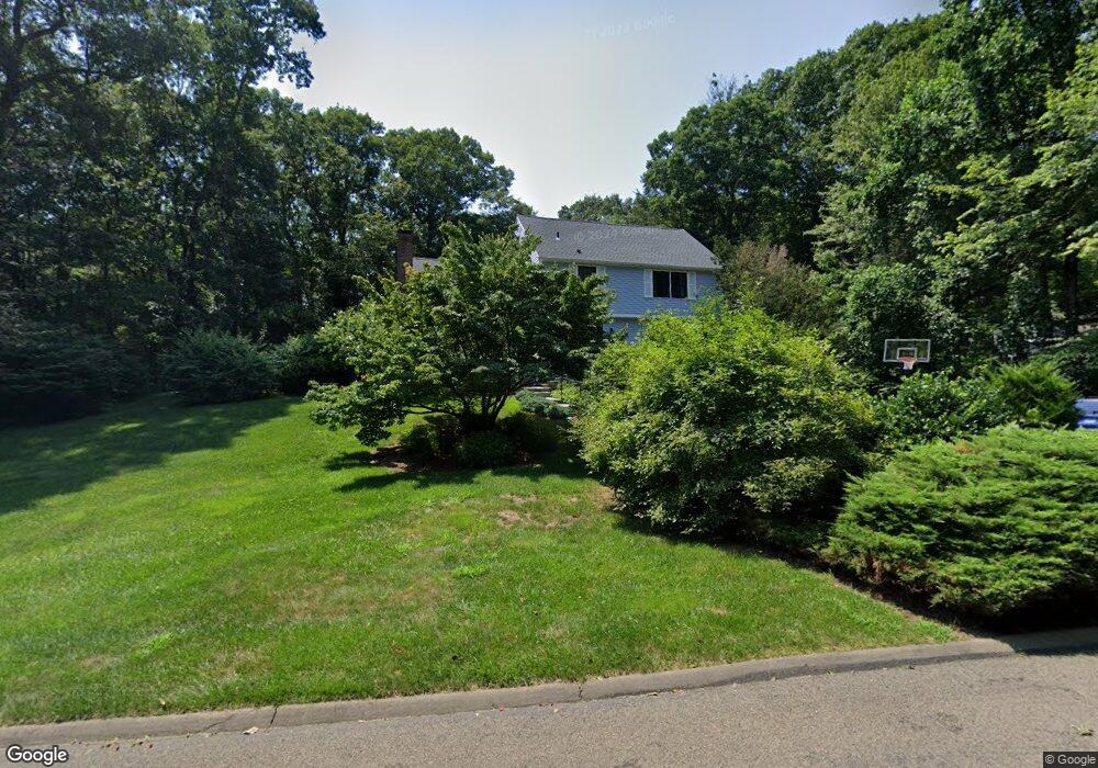 76 Grist Mill Cir, Guilford, CT 06437 - photo 1