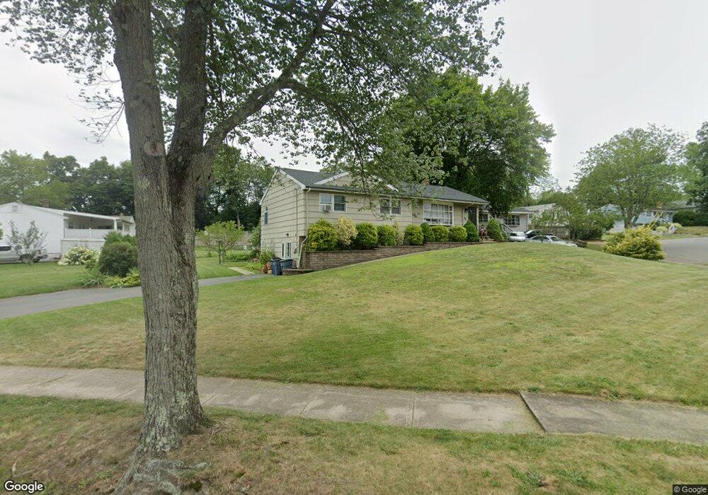 16 Englewood Dr, East Haven, CT 06513 - photo 1