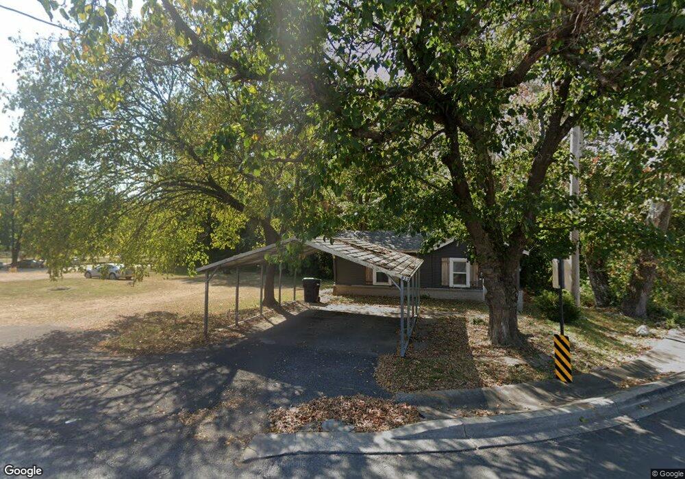 615 Seminary Ave, Tahlequah, OK 74464 - photo 1