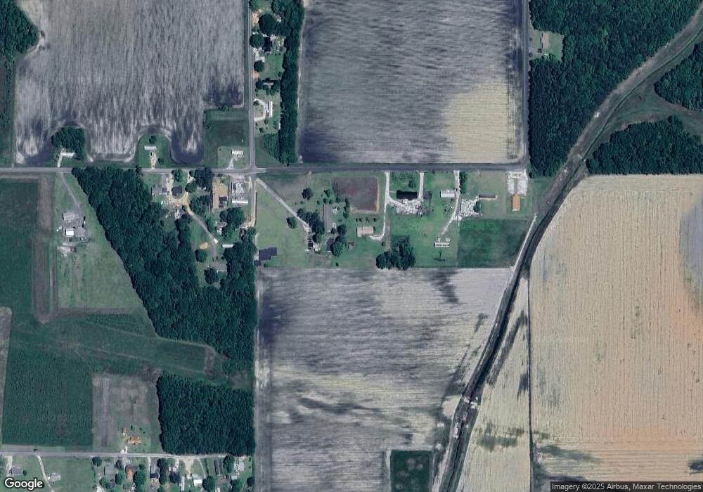 1384 E Sunset Dr, Atmore, AL 36502 - photo 1