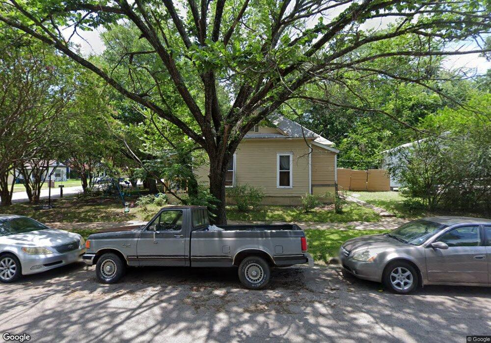 1001 W Chestnut St, Denison, TX 75020 - photo 1