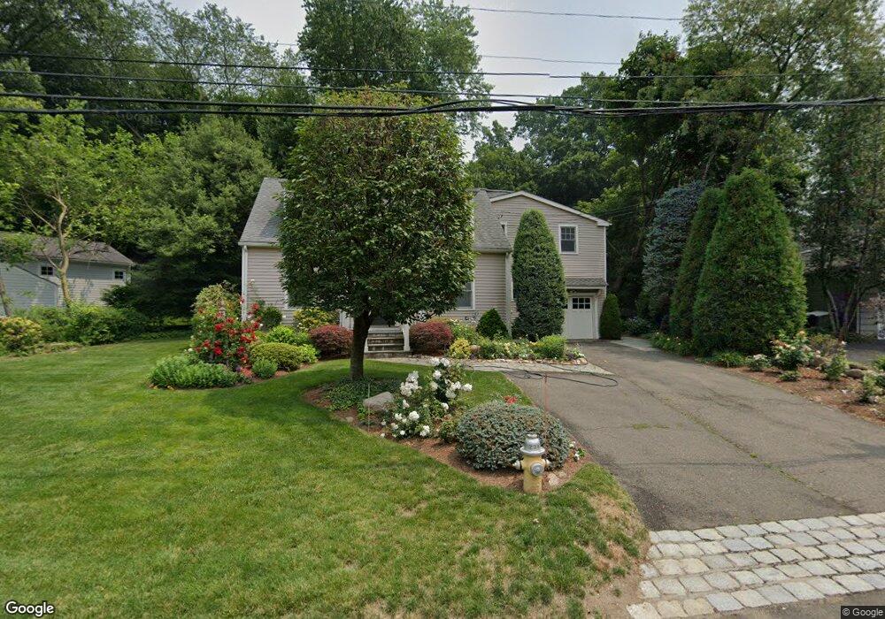 5 Devonshire Dr, Darien, CT 06820 - photo 1