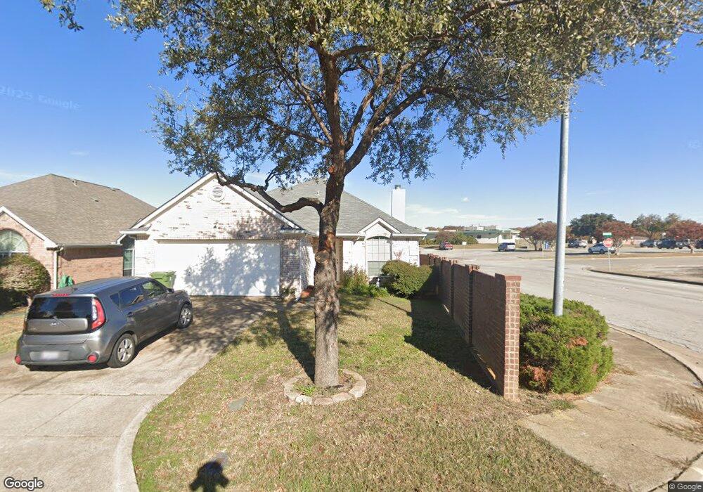 1069 Liberty Cir, Hurst, TX 76053 - photo 1