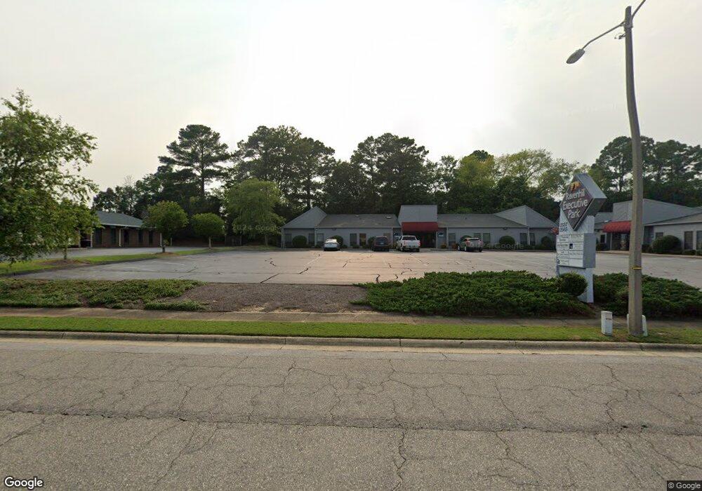 2557 Ravenhill Dr unit 1-C, Fayetteville, NC 28303 - photo 1