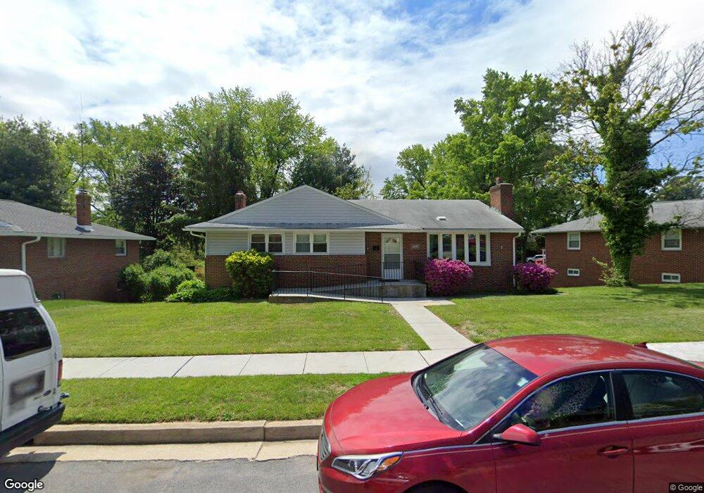 6805 Collinsdale Rd, Parkville, MD 21234 - photo 1