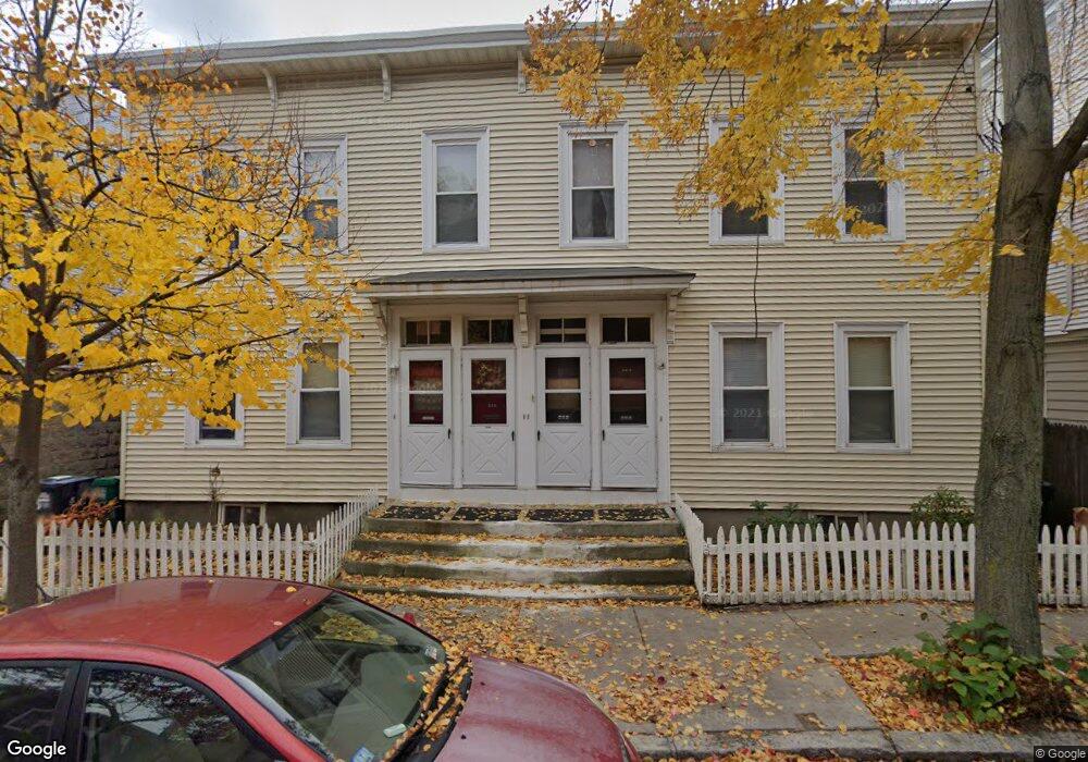 562 Green St unit Green St, Cambridge, MA 02139 - photo 1