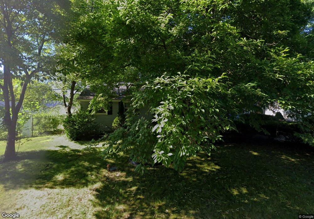 27 Pine Grove Rd, Bloomfield, CT 06002 - photo 1