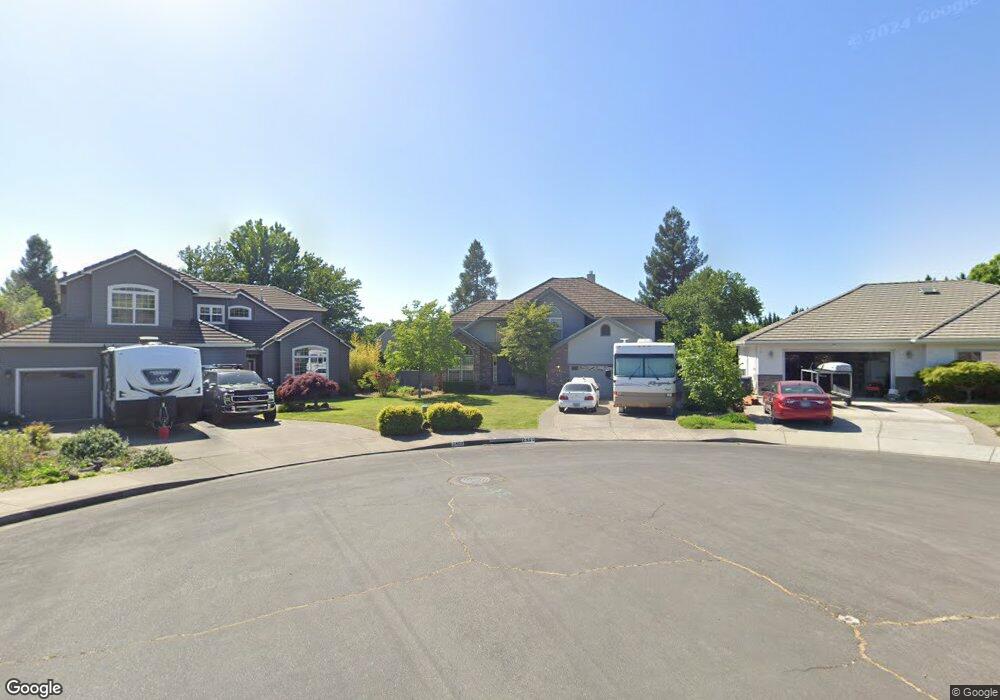 2461 Greenfield Ct, Medford, OR 97504 - photo 1