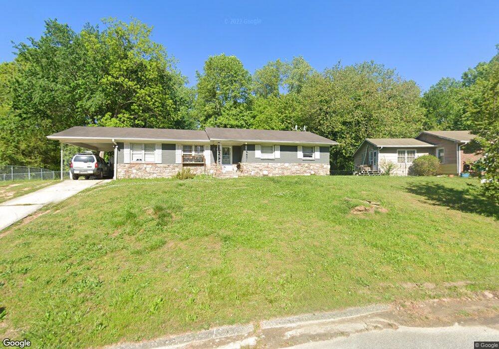 10667 Thrasher Rd, Jonesboro, GA 30238 - photo 1