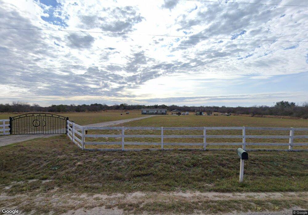 2090 Old Houston Hwy, Beeville, TX 78102 - photo 1