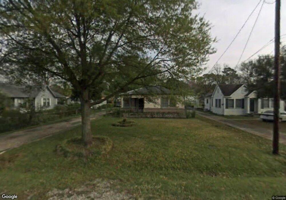 635 Wainwright St, Houston, TX 77022 - photo 1