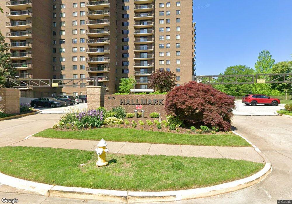 Hallmark Condominium unit 1512, Alexandria, VA 22304 - photo 1