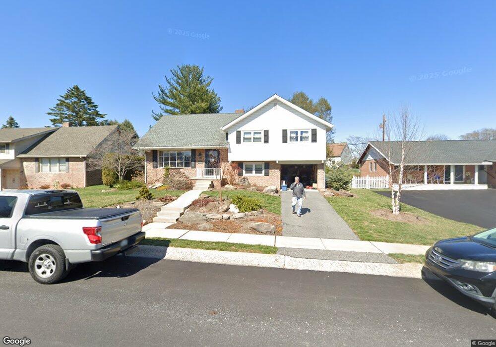 1501 Durwood Dr, Reading, PA 19609 - photo 1