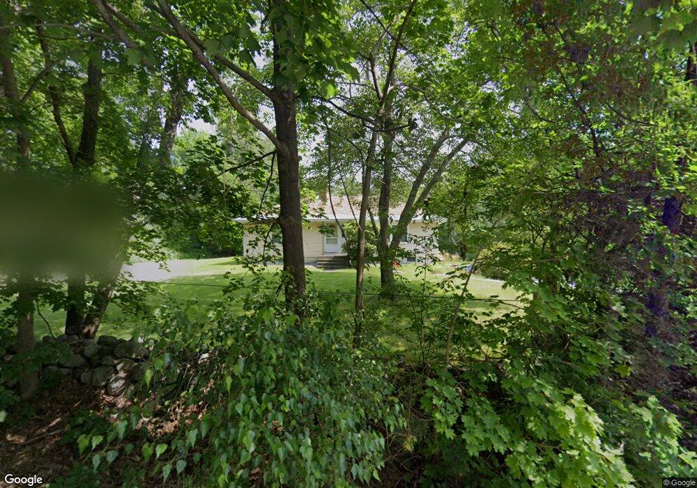 121 Pingree Hill Rd, Auburn, NH 03032 - photo 1