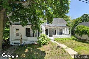 60 Maple St, Henniker, NH 03242